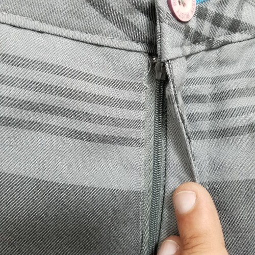 Rusty Shorts Mens 32 Gray Plaid Casual Pockets Chino Outdoor Lightweight - Picture 3 of 9