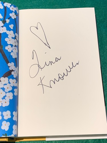 Matriarch A Memoir by Tina Knowles SIGNED 1st/1st HC DJ 2025 Oprah Book Club - Picture 3 of 13