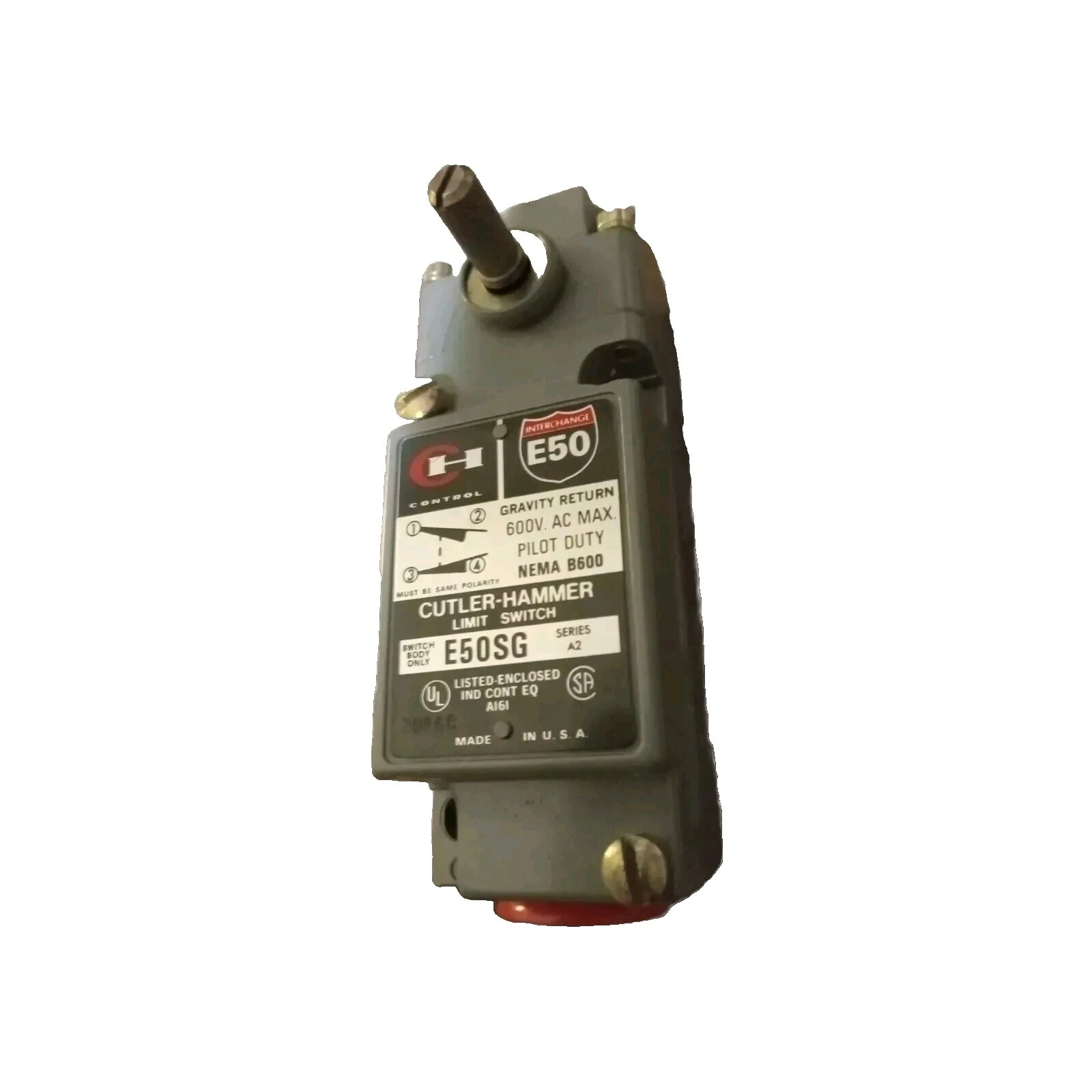 Límite Cutler-Hammer y conmutadores de acción de Resorte