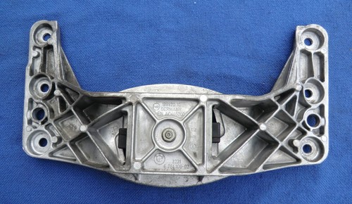 BMW Getriebehalter mit Gummi 6761106 6770289 E60 E61 E63N E64N