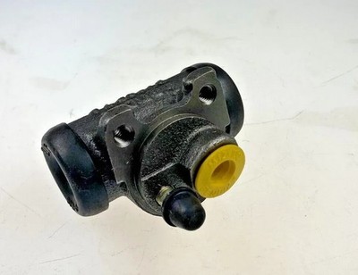 Bendix wheel brake cylinder rear right 251003B Peugeot 205 I