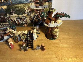 Lego The Hobbit Desolation Of Smaug Mirkwood Elf Army 79012 Complete with/ Box