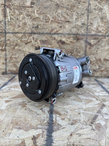 Maserati Quattroporte 2014-2024 Compressor with bracket Photo - $281