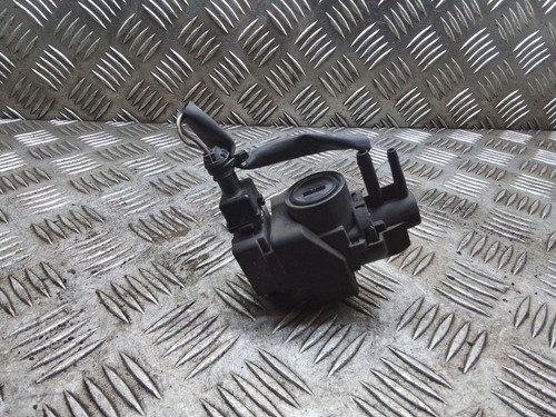 Opel Movano B 2013 Diesel 110kW Turbolader Druckwandler Magnetventil 149566215R