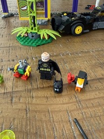 LEGO DC Super Heroes Jokerland 76035 Includes 3 Minifigures Missing A Few Pieces