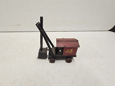 Antique Metalcraft St. Louis Pressed Steel No. 4 Steam Shovel