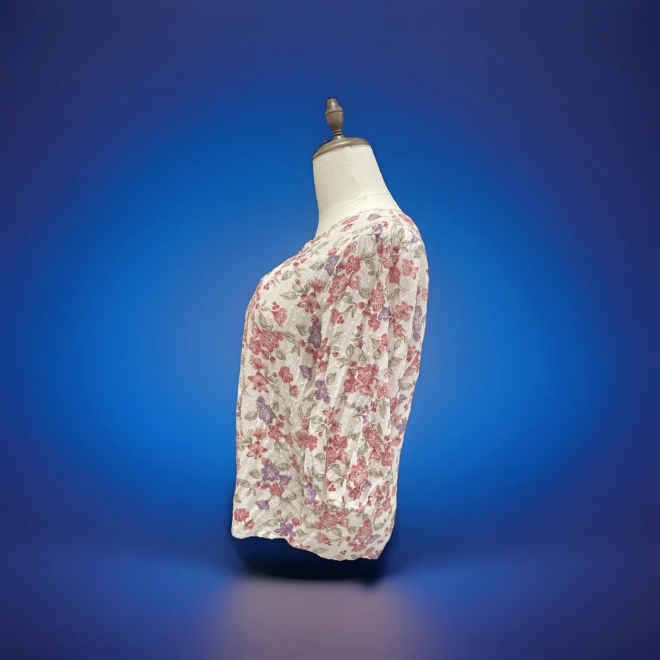 Blusa feminina com estampa floral Stitch Fix 1X - Imagem 2 de 3