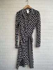 Max Mara Silk Wrap Dress Women’s Size 12 Made In Italy Long Sleeve Abstract Patt