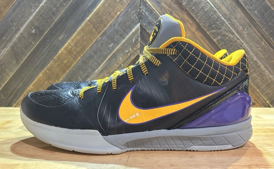 CRISP NIKE ZOOM KOBE 4 PROTRO IV, CARPE DIEM, SIZE 13 PURPLE/BLACK AV6339-001 🔥 - Image 3 of 4