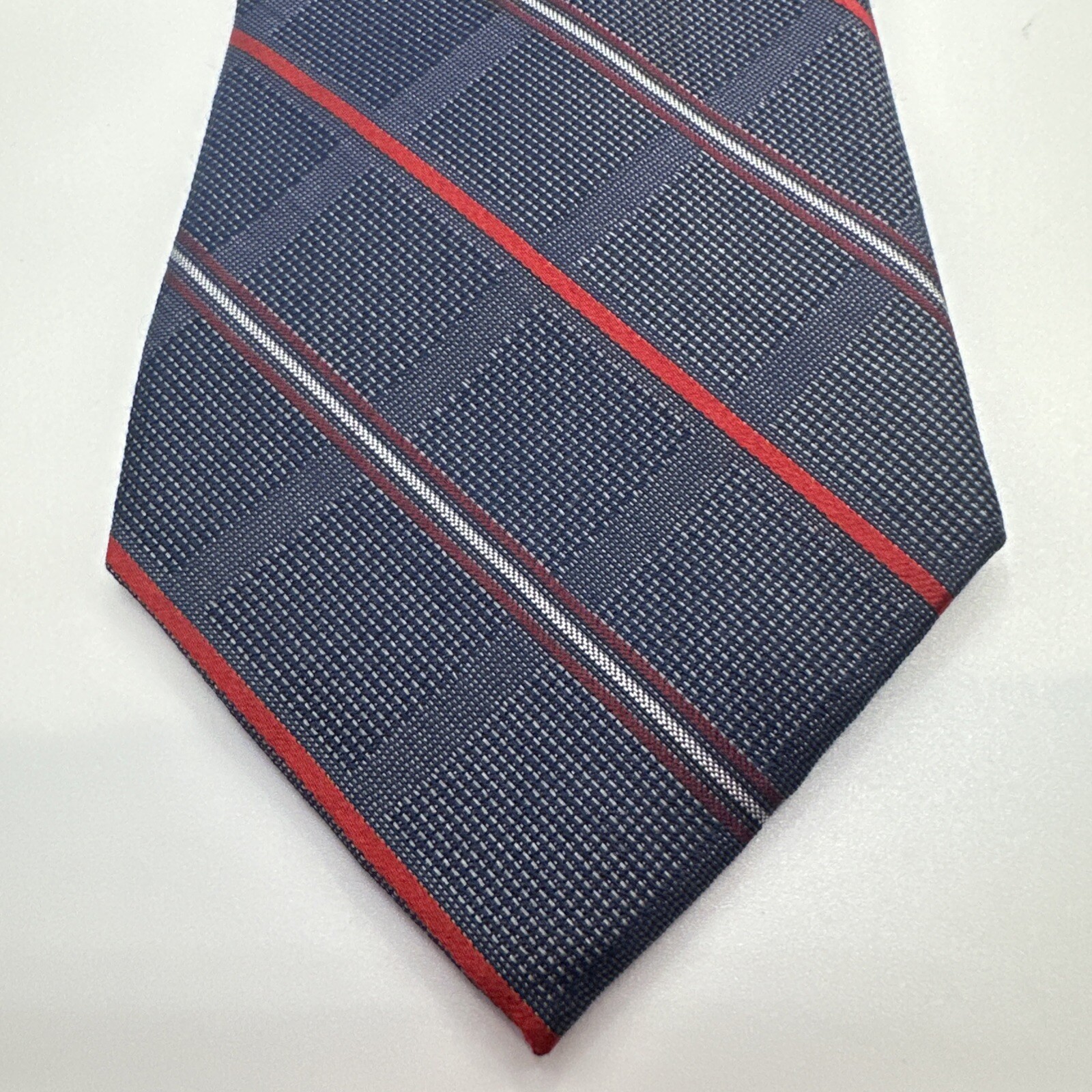 Jones New York Men’s Necktie Blue Red Silver Striped 62” Long Tie