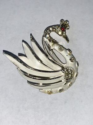 Vintage 1940s Jewelry Enamel Rhinestone Large White Bird Brooch 2