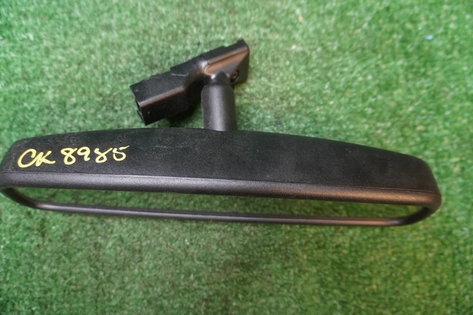 2015 HYUNDAI GENESIS Rear View Mirror OEM 4112AHFCHL4 - Image 2 of 4