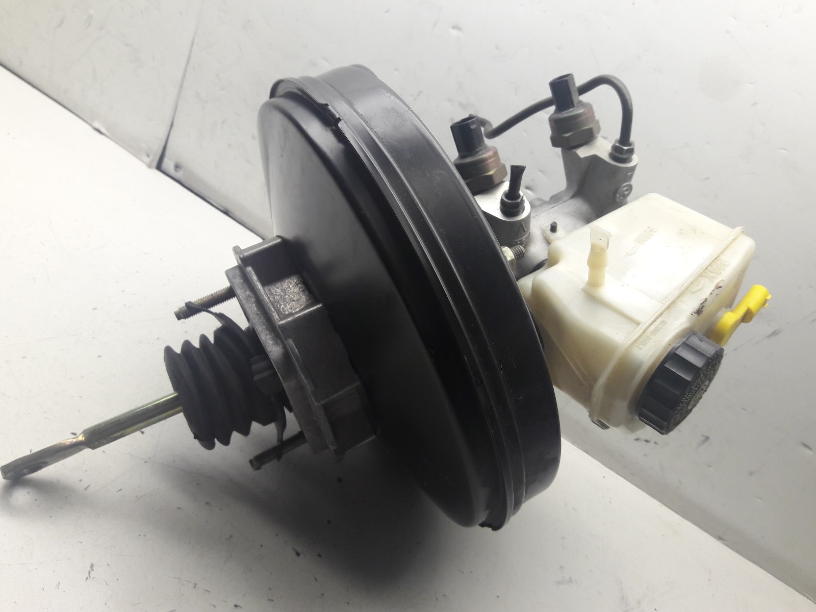 9901 BMW 3SERIES E46 BRAKE BOOSTER MASTER CYLINDER 34336750288 OEM