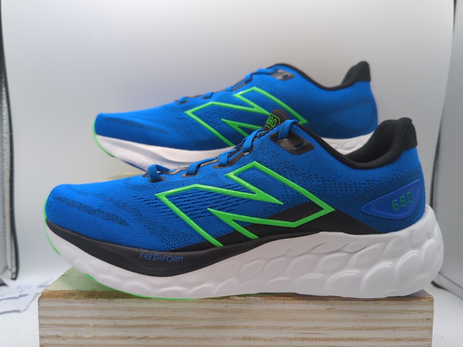 New Balance Fresh Foam 680 v8 Mens Shoe UK 7 Width D Brand New Te225 Reduced New Balance Fresh Foam 680 v8 Mens Shoe UK 7 Width D Brand New Te225 Reduced