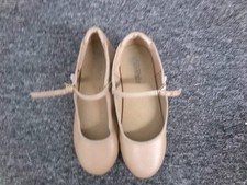 Dance Tan Tap Shoes Danshuz 752 Girls 4M Mary Jane Buckle Gently Used