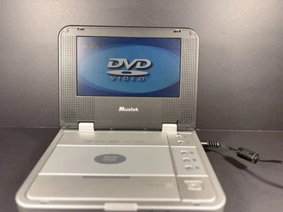 Mustek MP72 Portable DVD Player 7” LCD Travel w Battery Pack Charger Tested - Image 1 of 4