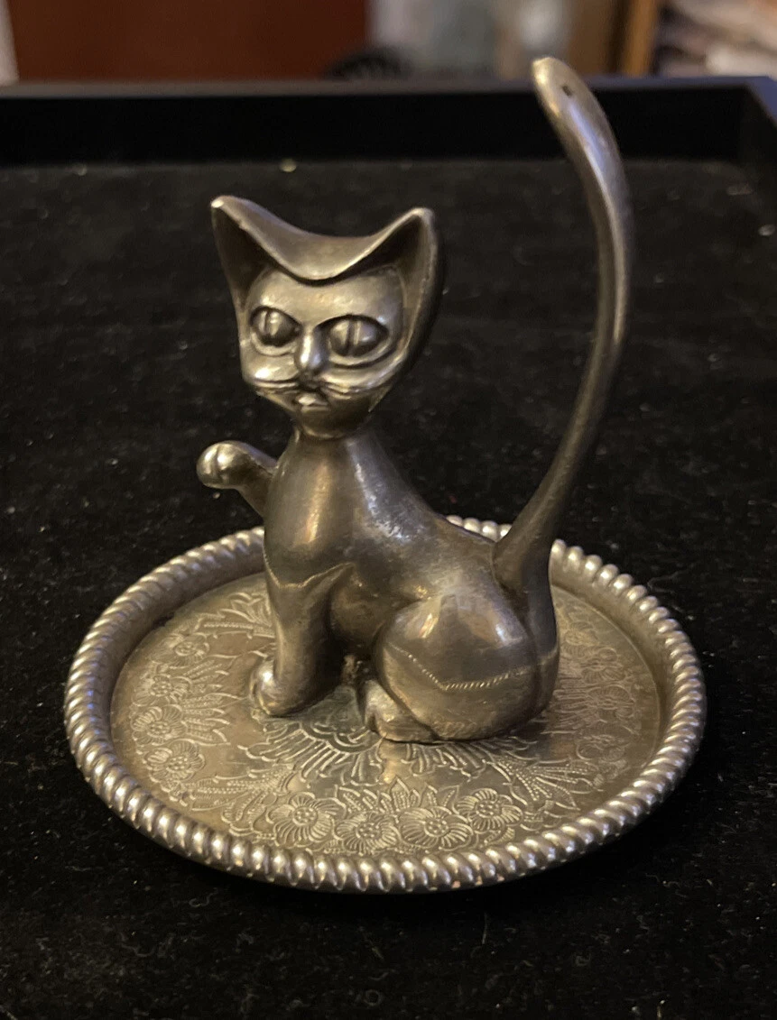 Cat 2024 jewelry holder