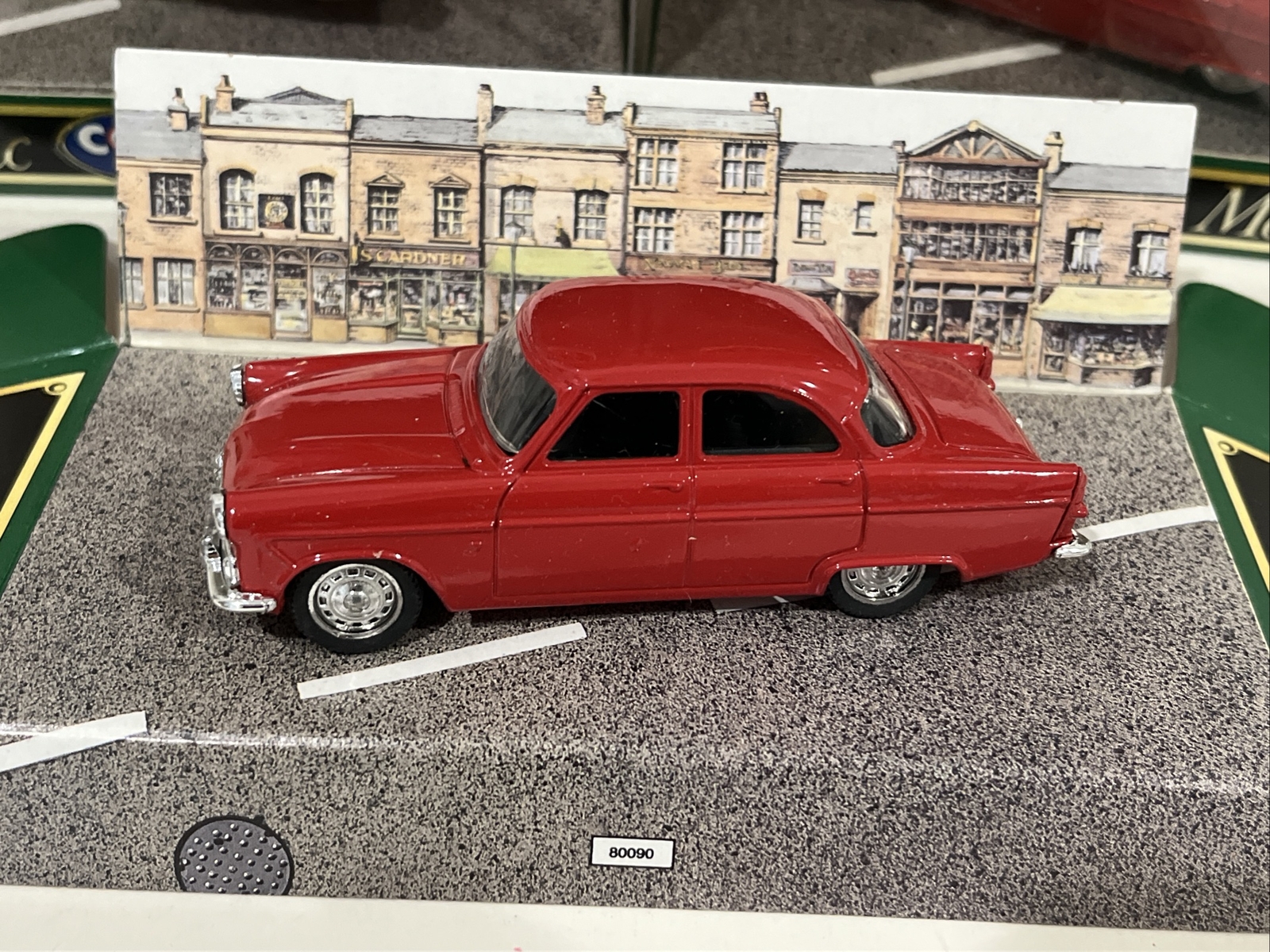 Picture 2 of 8