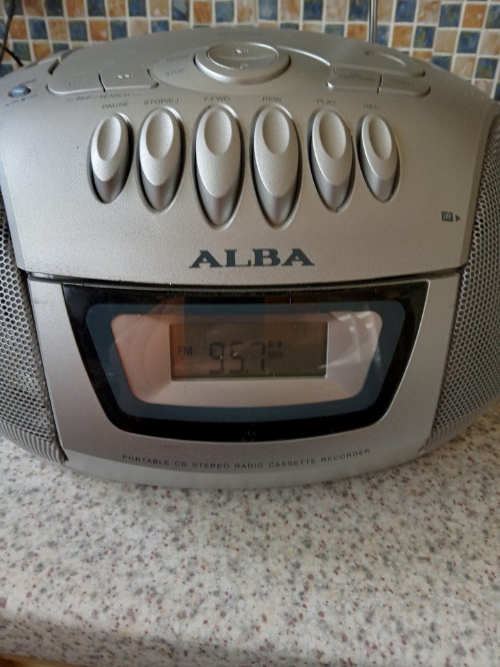 ALBA PORTABLE TAPE CASSETTE Player Radio Tested WORKING CD PLAYER DOESNT WORK eBay