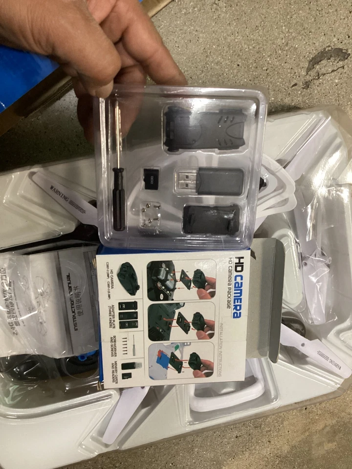 JJRC H5P 2.4G 6 Axis Gyro Headfree One Key Return 2.0MP RC Quadcopter HD Camera - Image 4 of 4