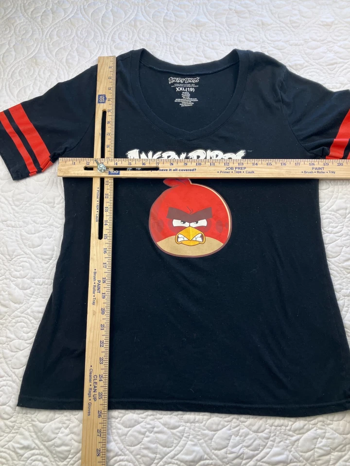 Angry Birds Juniors Size XXL (19)  Black and Red Bird T shirt - Image 4 of 4