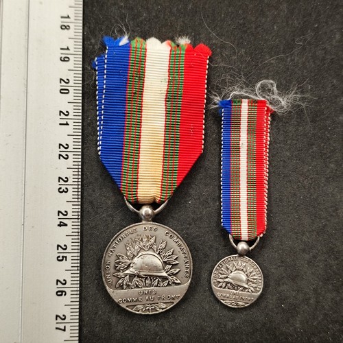 ENSEMBLE MEDAILLE ET MINIATURE UNION NATIONALE DES COMBATTANTS UNC - REF15420J