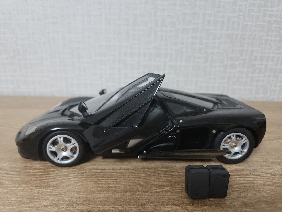 1/18 Autoart Mclaren F1 (Black) 76002 | eBay