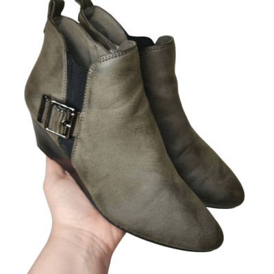 Anne Klein AKANNI Wedge Booties Women's Size 6.5 Green/Black Logo