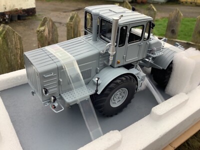 その他 Schuco PRO.R32 Kettentraktor T100 M3 1/32 scale Schuco Pro R32 Kirovets K700 traktor tracteur tractor
