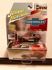 1/64 JOHNNY LIGHTNING STORAGE TIN 1963 CHEVROLET CHEETAH 70 GRAY METALLIC