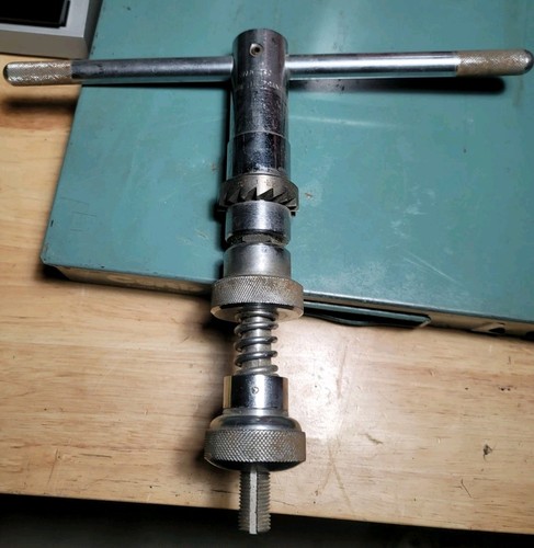 Vintage VAR-380 Bike Bottom Tool For Bicycle Frames. Made In France. Very Good.