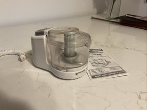 FOOD CHOPPER Black & Decker Handy Chopper Plus Appliance Model HC3000 White -A2