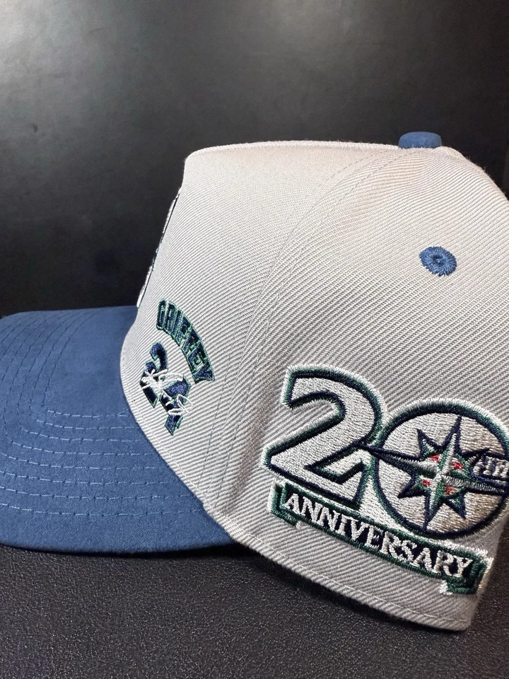 2024 Tapas x Topps Player Chase Serie 1 Ken Griffey Jr Big Time Player Pro Pinch Foto 3 de 4