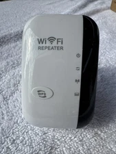 Wireless-N WiFi 300Mbps Repeater *OPEN BOX NEW!
