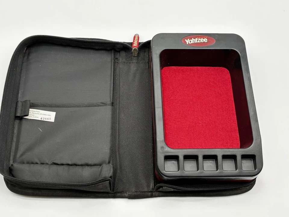 Yahtzee Deluxe Game Folio (2003 Hasbro) Complete with Instructions and Dice Game - Image 4 of 4