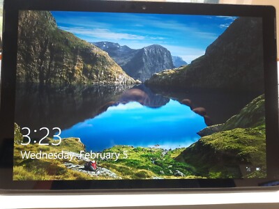 Microsoft Surface Pro 6 8th Gen 12.3'' Wi-Fi, 256GB, i7, 8 GB Black