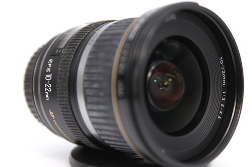 Canon EF-S 10-22mm F/3.5-4.5 USM Lens F/3.5 F/4.5 - Picture 4 of 14