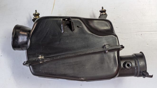 FERRARI 456 PART AIR FILTER ASSEMBLY 162631 RIGHT SIDE