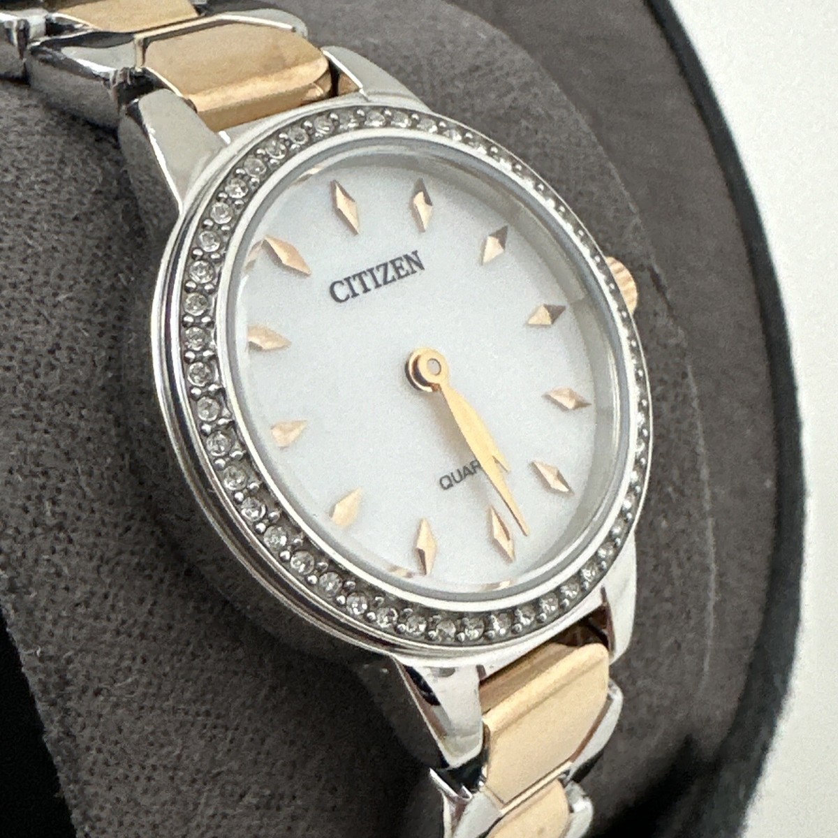 ★レア逆輸入★CITIZEN Quartz Swarovski Womens Watch Citizen Women's Quartz Swarovski Crystal 24mm Watch EZ7016