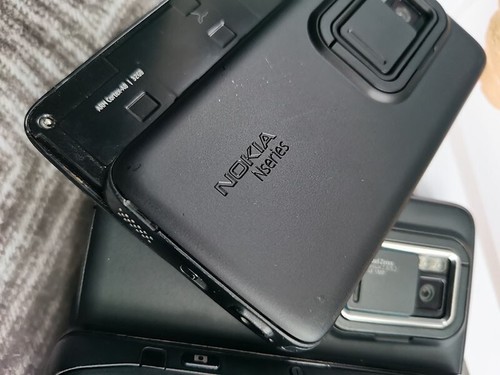 Nokia N900 - 32 GB Black (Unlocked) 3G 3.5" microSDHC Original Cellphone - 第 5/11 張圖片