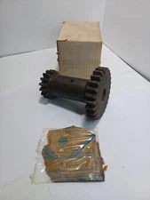 BORG WARNER TRANSMISSION REVERSE IDLER GEAR 1931 -41 CHEVY GMC TRUCK 4 SPEED 