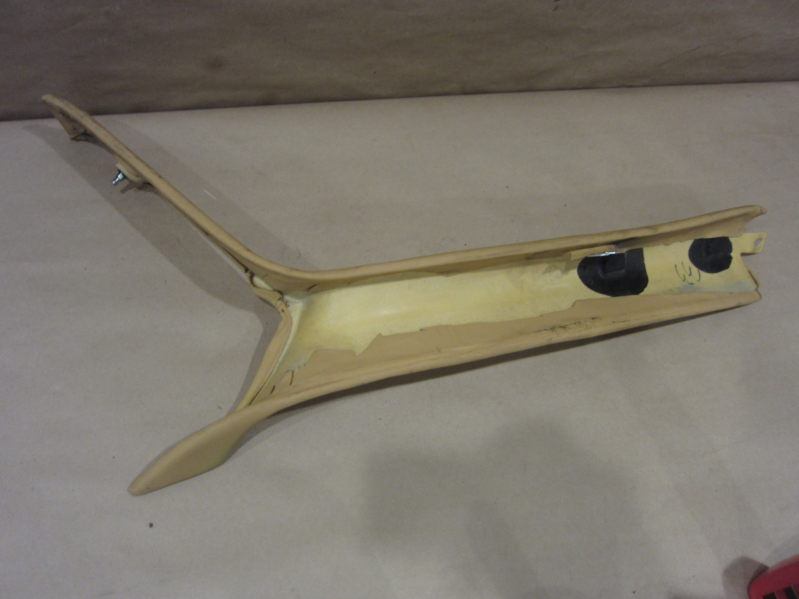Ferrari 430 - RH Interior A-Pillar Trim  - P/N 67898405