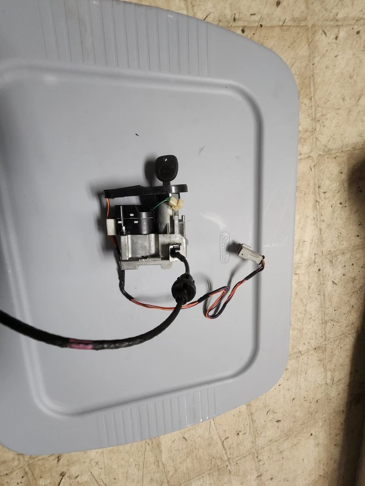 2000 2001 2002 2003 2004 2005 Cadillac Deville cilindro de encendido llave inmovilizador Foto 3 de 3