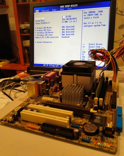 Scheda madre ASUS K8S-MX socket 754 AMD Athlon 64 3 GHz 1 GB DDR - Foto 10 di 11