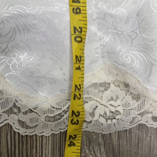 Vintage Victoria Secret Gold Label Trägertop weiß Satin Spitzenbesatz Knopfleiste Gr. M - Bild 11 von 11