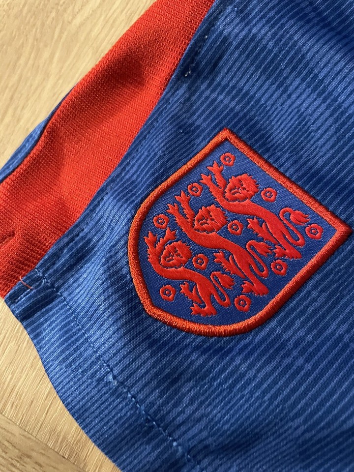 Kids Nike England Football Shirt and Shorts kit age 6-7 | eBay