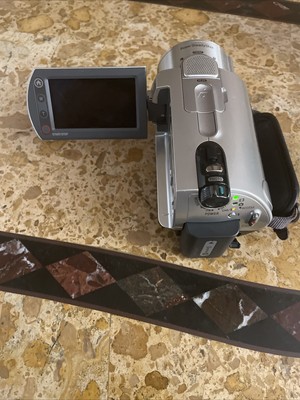 SONY DCR-SR300 Handycam Digital Video Camera Recorder Silver