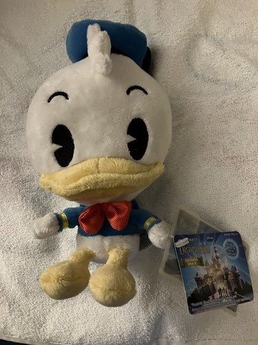 Disneyland Xbox Kinect Donald Duck, Goofy, Mickey & Minnie Mouse Plush - Picture 2 of 5
