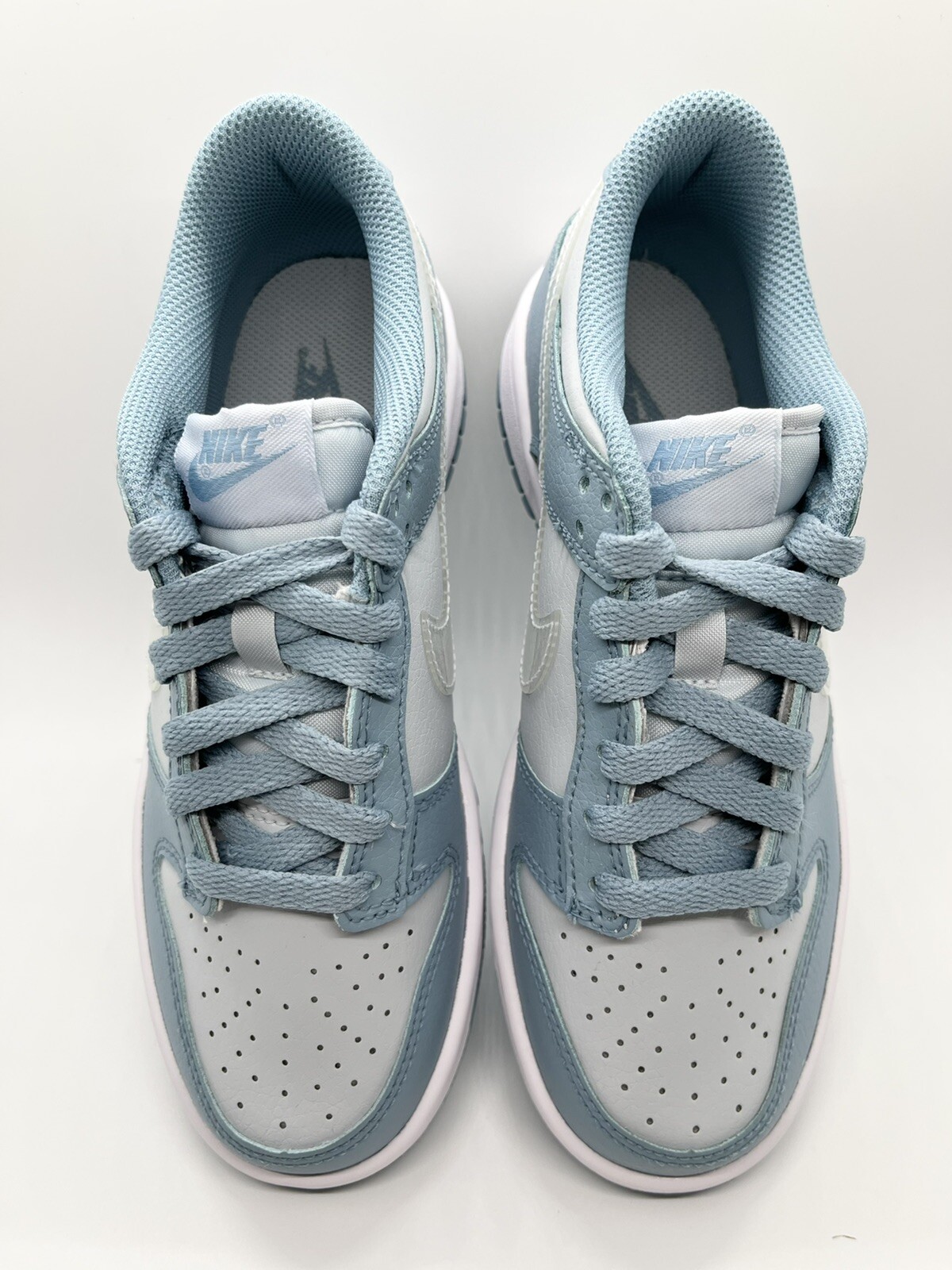 Size 4 / Women’s 5.5 - Nike Dunk Low Aura Blue Clear Swoosh GS FAST ...