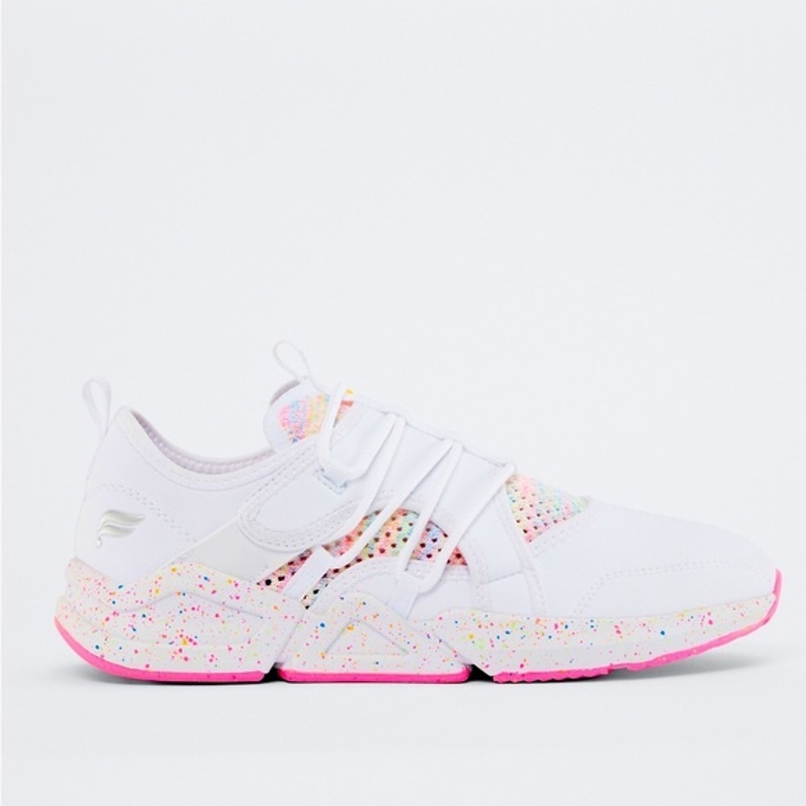 SAOLA Sneaker da allenamento Fabletics Brookside Performance. Bianco con suola rosa. Taglia 7 5